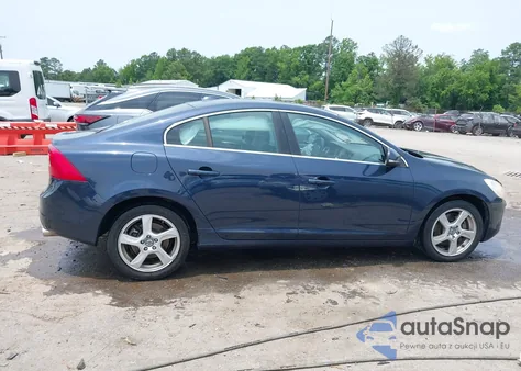 2013 Volvo S60 T5/T5 Platinum/T5 Premier/T5 Premier Plus from USA, damaged, VIN YV1612FS4D2229331
